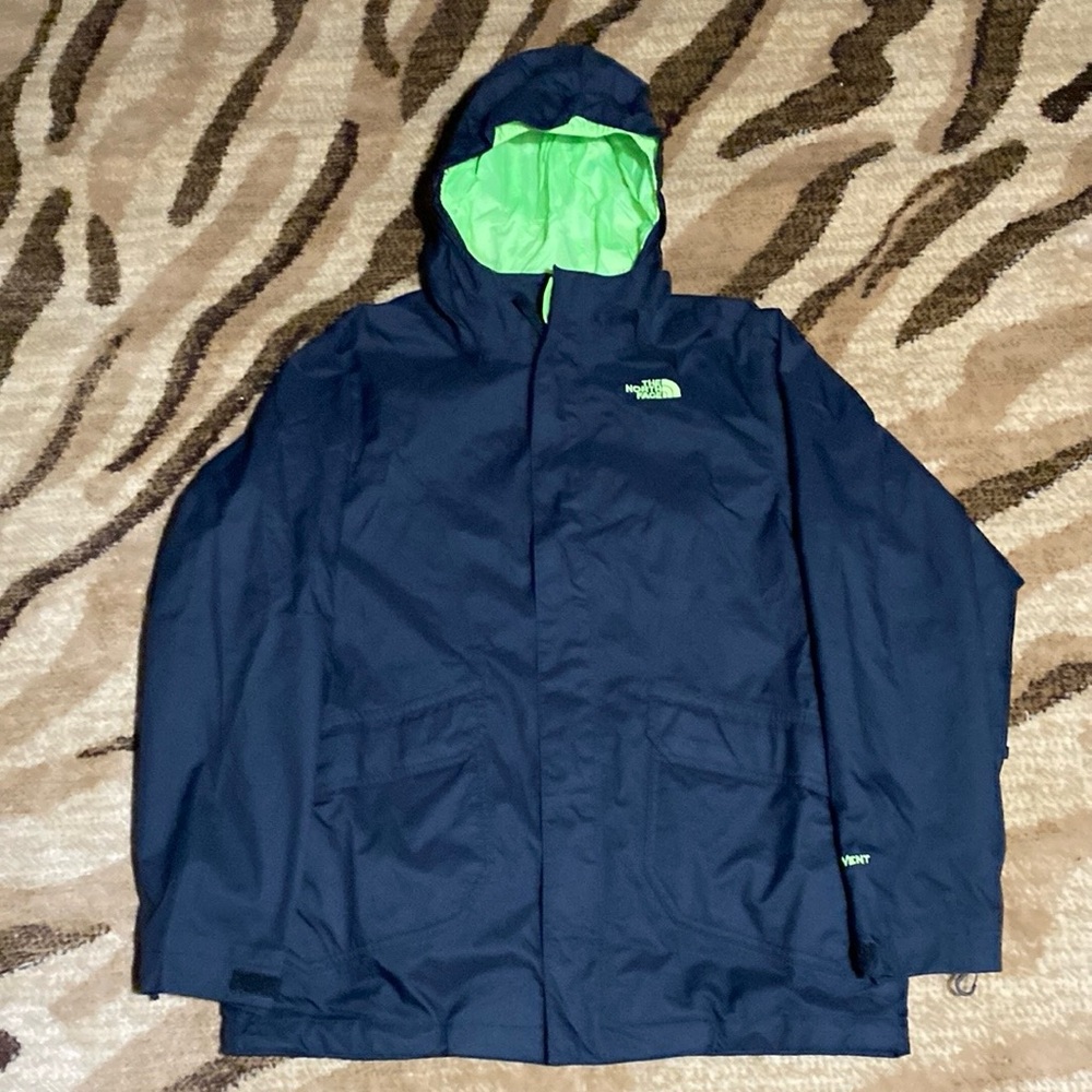 The North Face Black Boundary Triclimate Hyvent Jacket Boys size 14/16